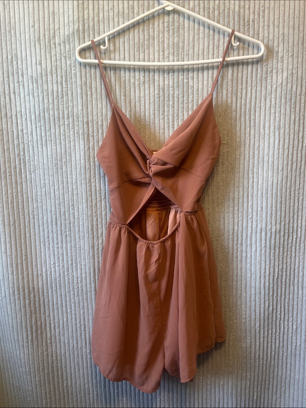 Active USA Pink Twist Front Cami Romper Small
